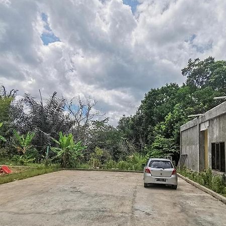 Reddoorz Near Kantor Walikota Bontang Nyerakat Exterior photo